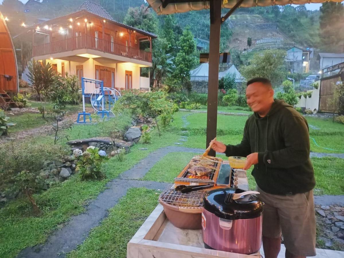 Willa Wooden House Paseban Bogor Zewnętrze zdjęcie
