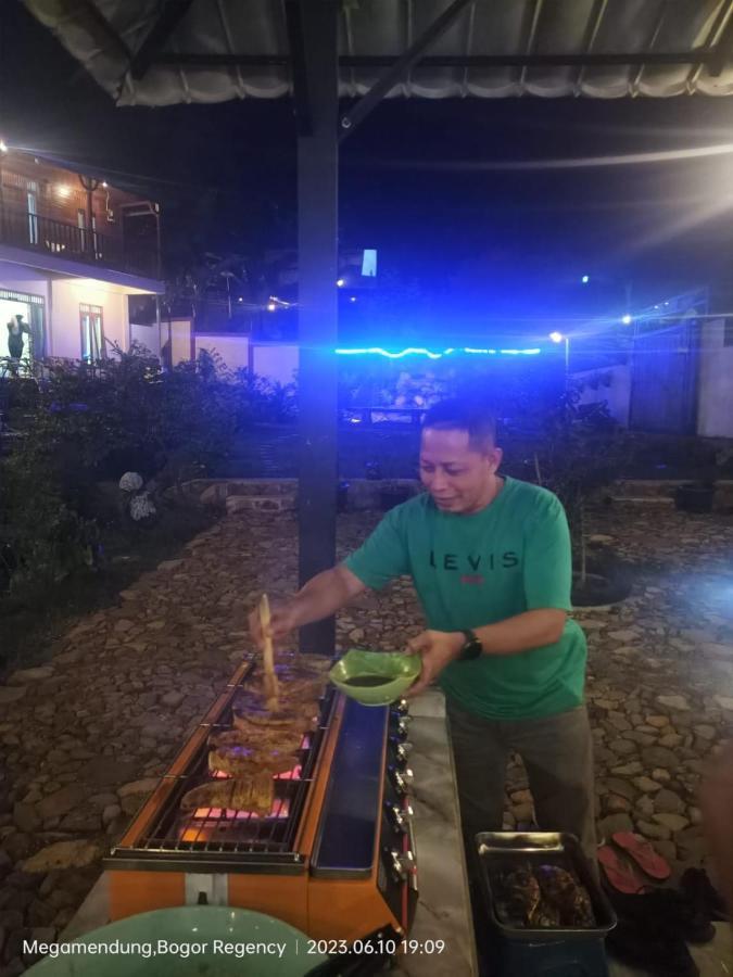 Willa Wooden House Paseban Bogor Zewnętrze zdjęcie